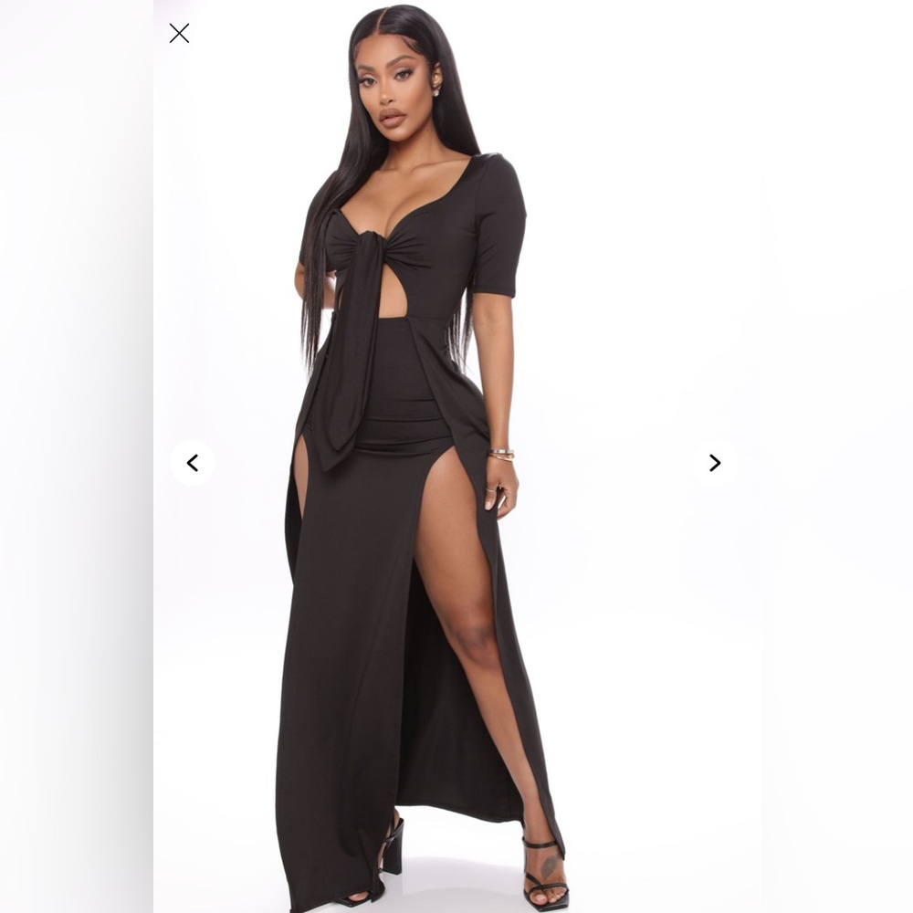 A Lotta Energy Maxi Dress - Black